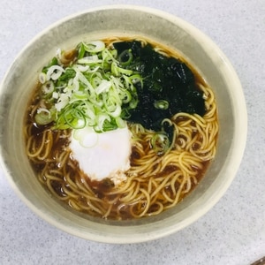 さくっと昼ごはん☆わかめネギラーメン